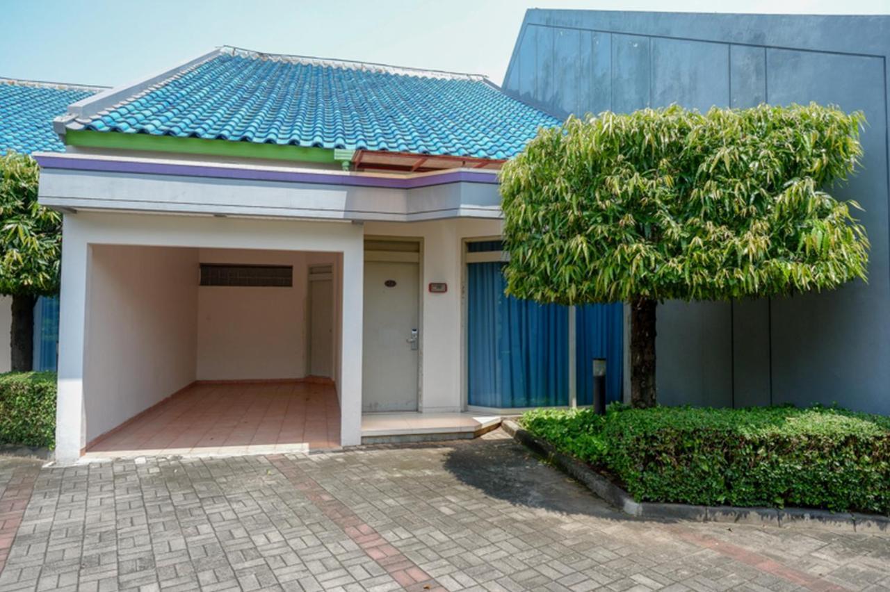 Hotel New Puri Garden Bandara Semarang Exterior foto